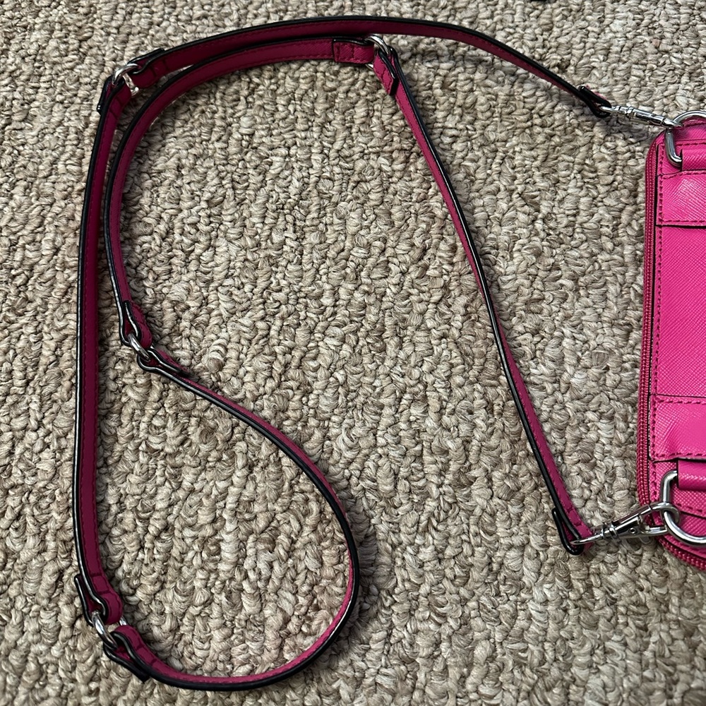 Tignanello vibrant pink crossbody bag - Picture 9 of 11